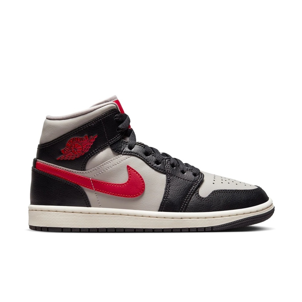 Nike Air High-Top Sneakers - Black, Gray, and Red l Size: 6.5